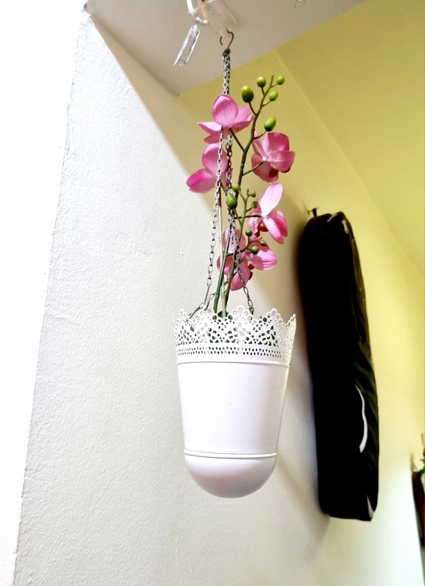 2x Flower Hanging Decor - Image 1