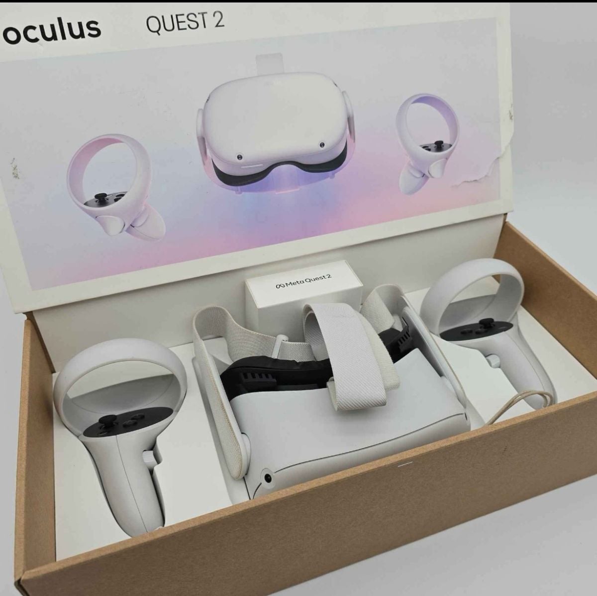 Sale or Swap OCULUS QUEST 2 128GB LIKE NEW - Image 1