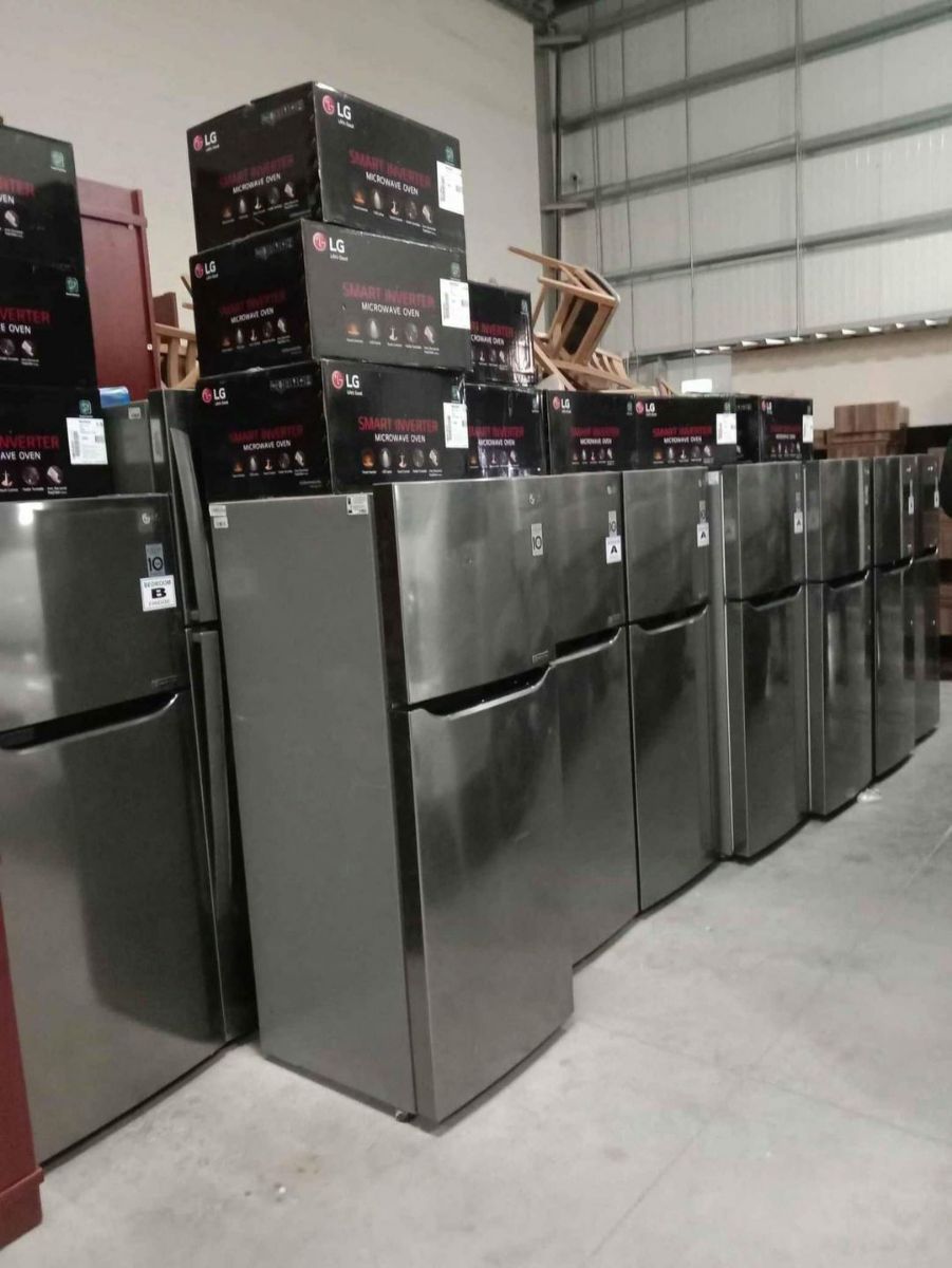 Qatar Airways Furniture available - Image 11