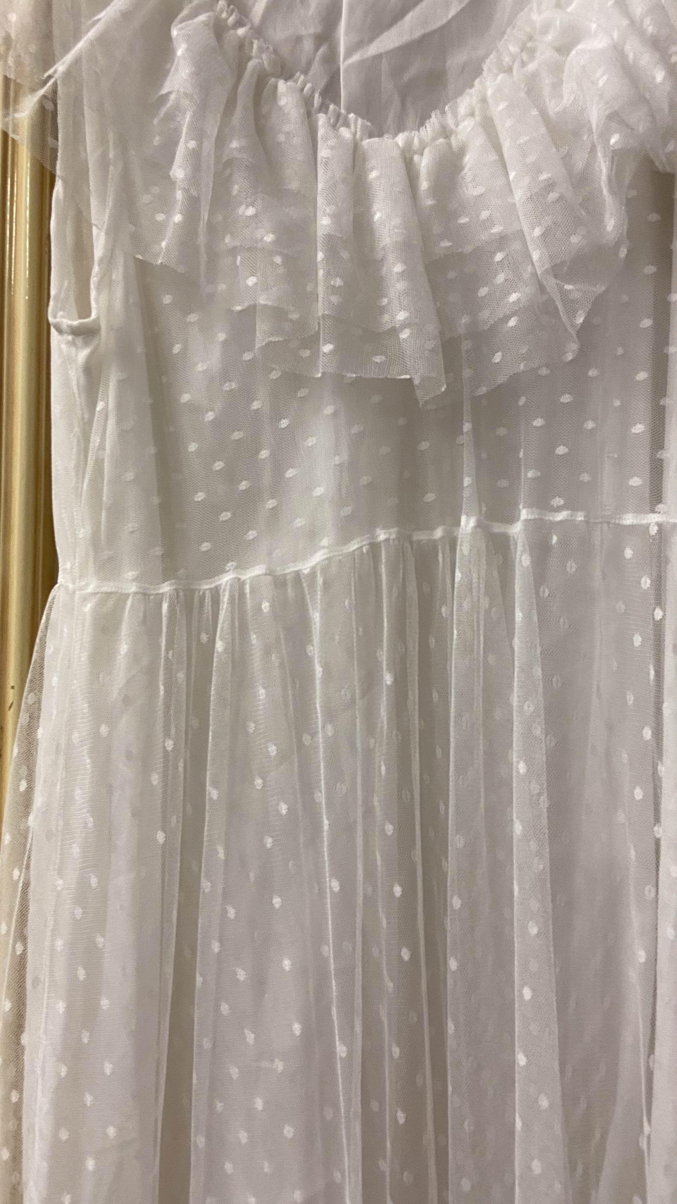 White dress - Image 2