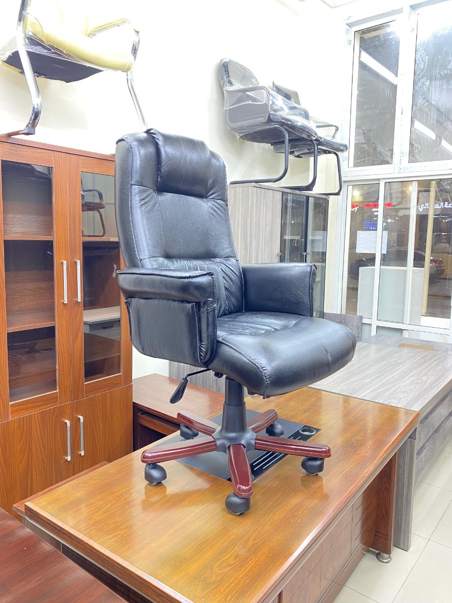 Used office desk study table metting table reception workstation sofa buy sell - Image 16