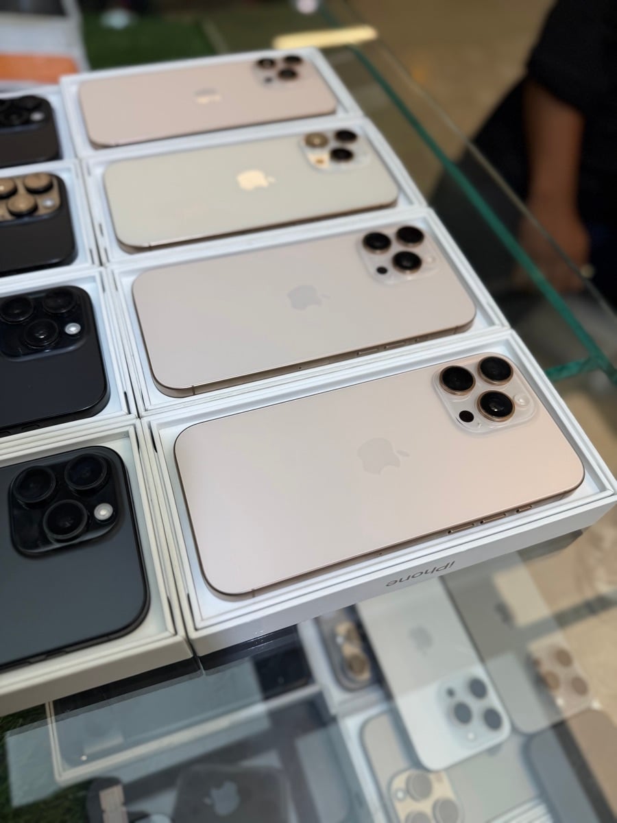 IPhone 16 Pro Max - Image 3