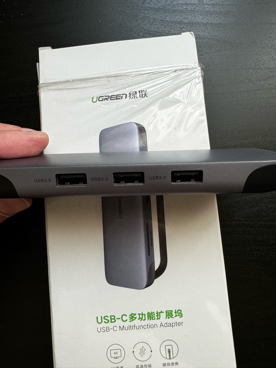 UGreen USB C Hub, 4k, Charge through - Image 4