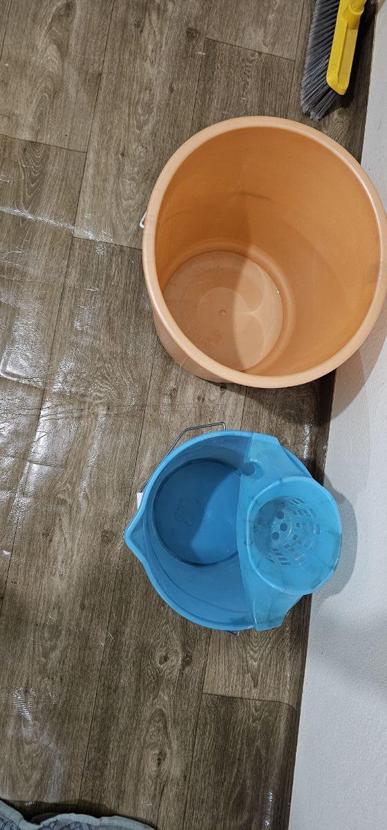 Plastic buckets - Image 2
