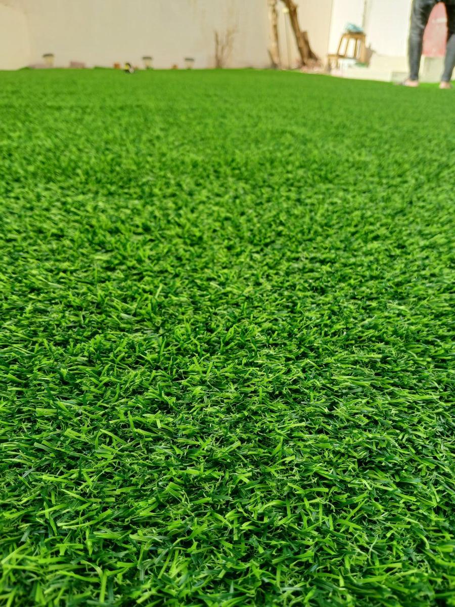 Good quality artificial grass carpet - Image 1