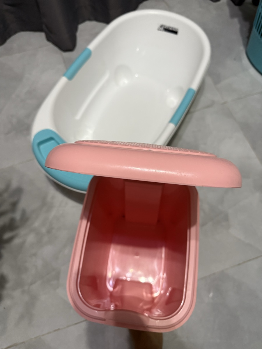 Q Best Balane Bike, Peddal Bin & Baby Wash Basin - Image 1
