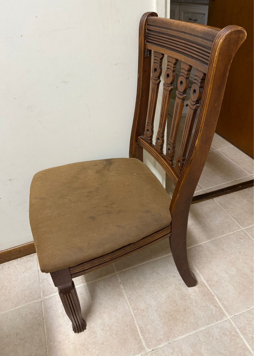 Dining table with 6 chairs - Image 3