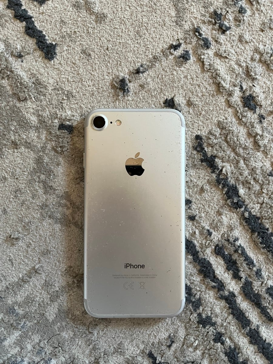 iPhone 7 128GB - Image 4