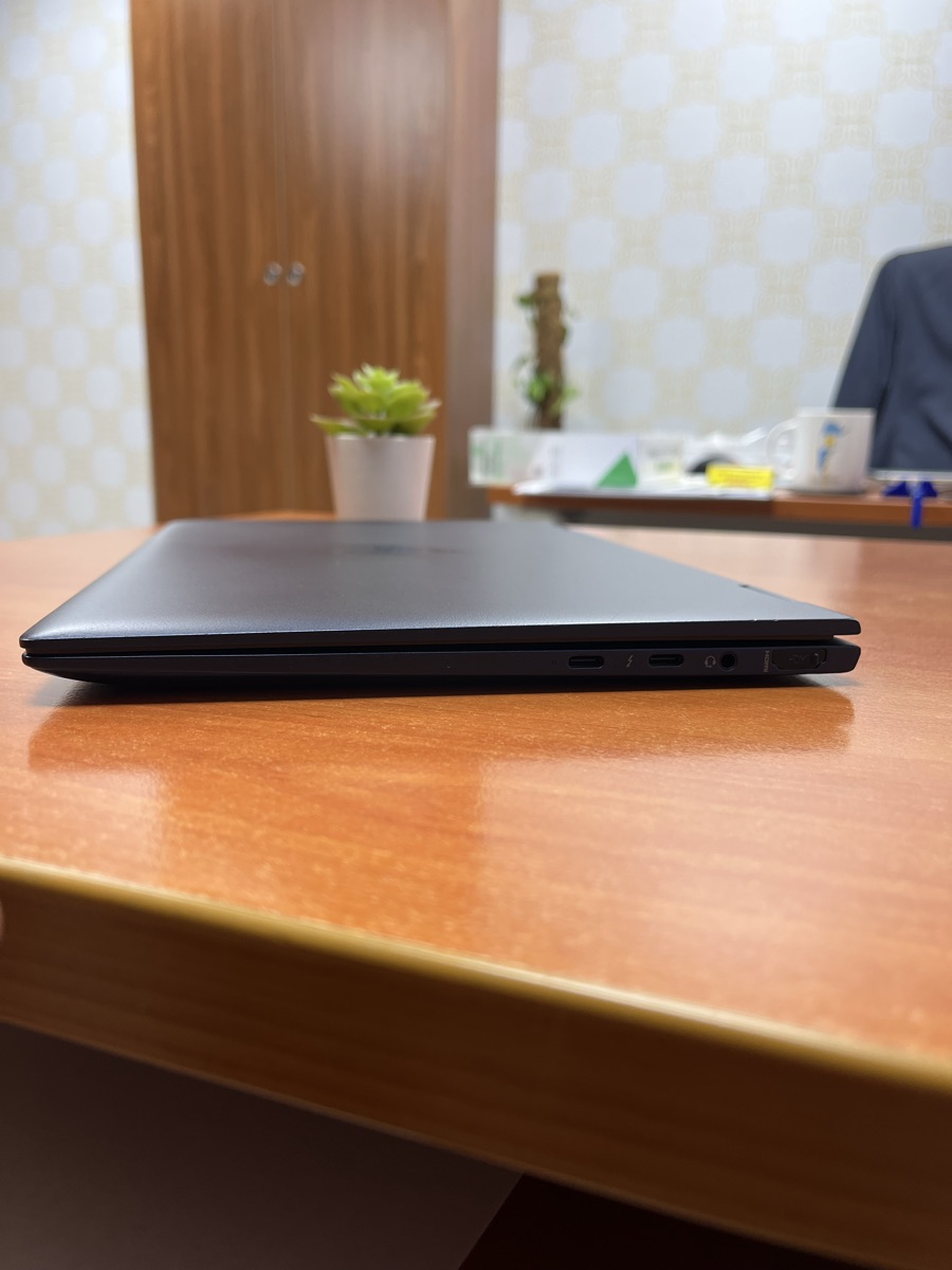 HP ELITEBOOK Laptop - Image 1