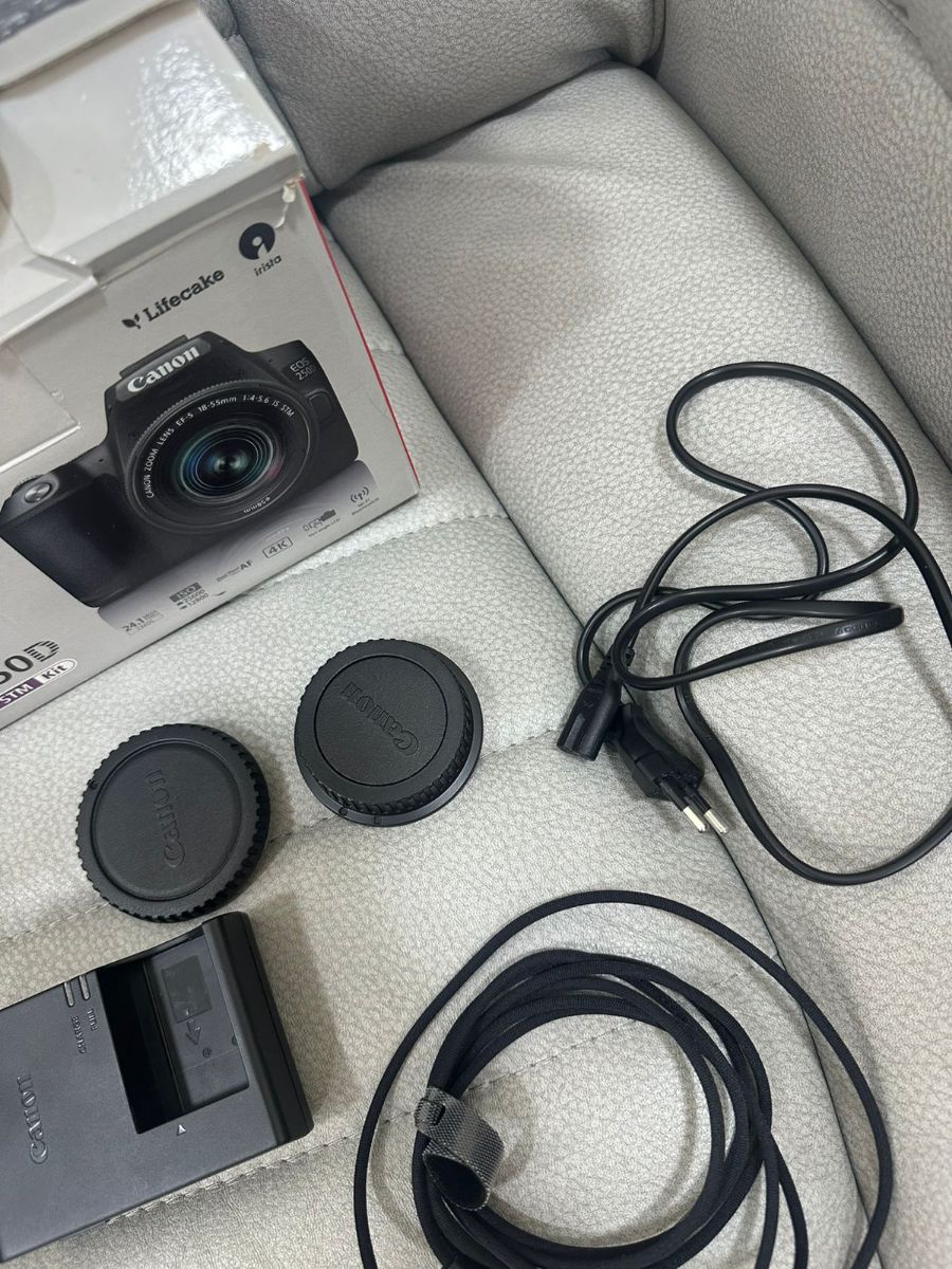 Canon 250 d full box 4k video record touchscreen - Image 5