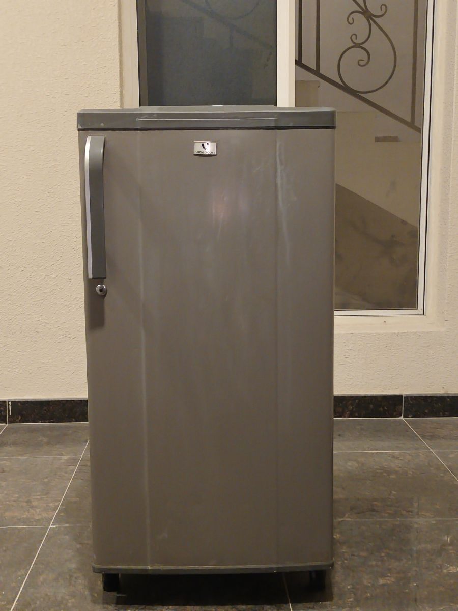 single door fridge for sale very good condition same like new gray color 170 liters home delivery available any one interested please call me 71372154 - Image 2