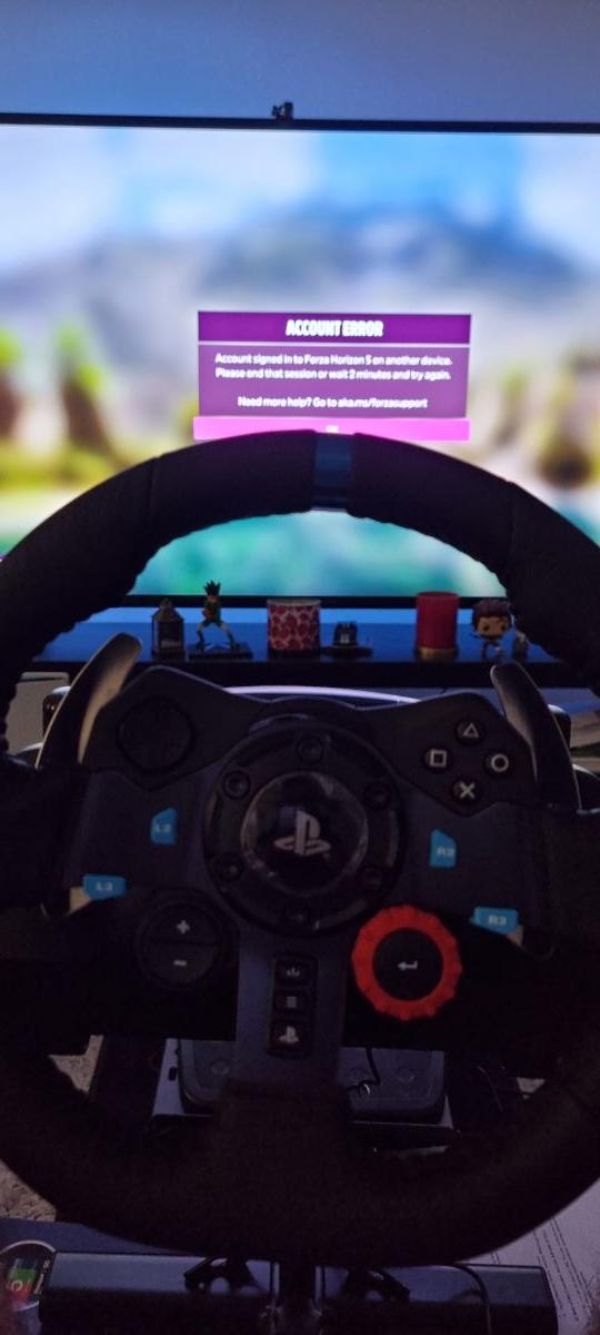 Logitech G29 Racing Wheel + Gear Shifter + Dead Skull Playseat – Excellent Condition - Image 4