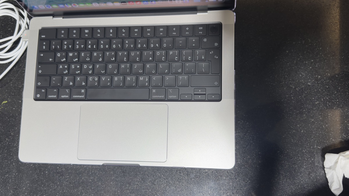 Macbook  Pro M2 Pro 16/1TB - Image 11