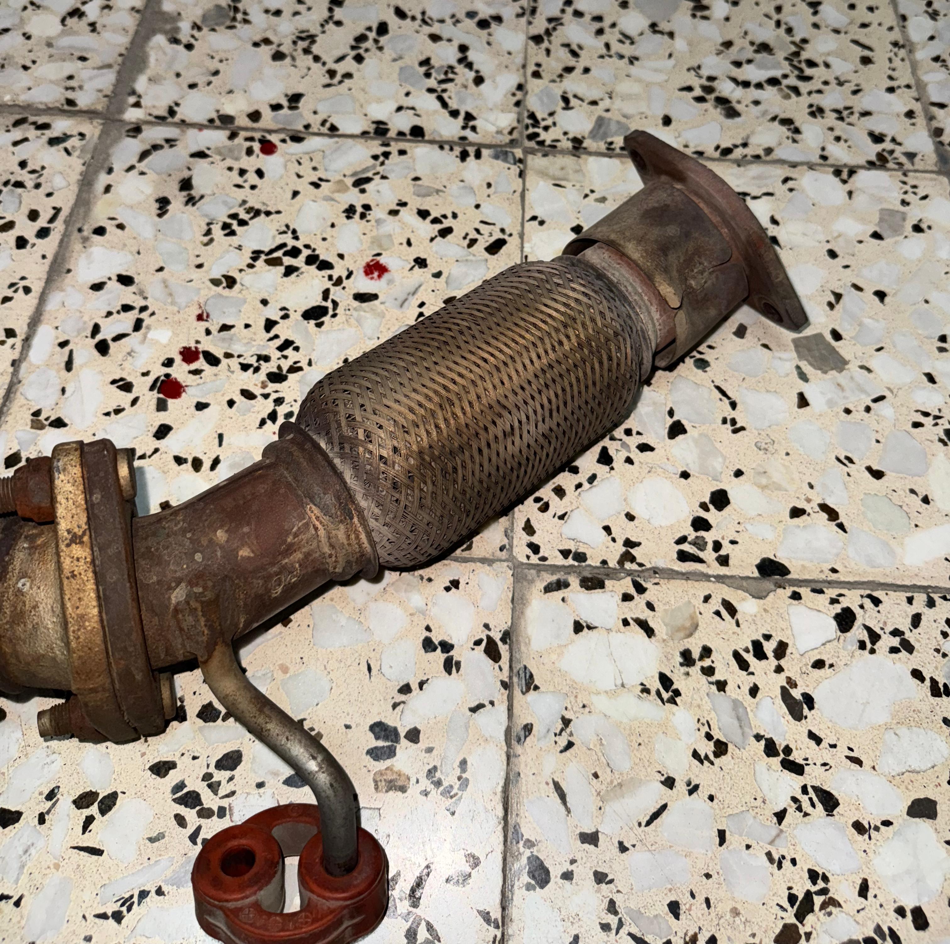 Catalytic converter for Kia cerato Koup  - Image 3