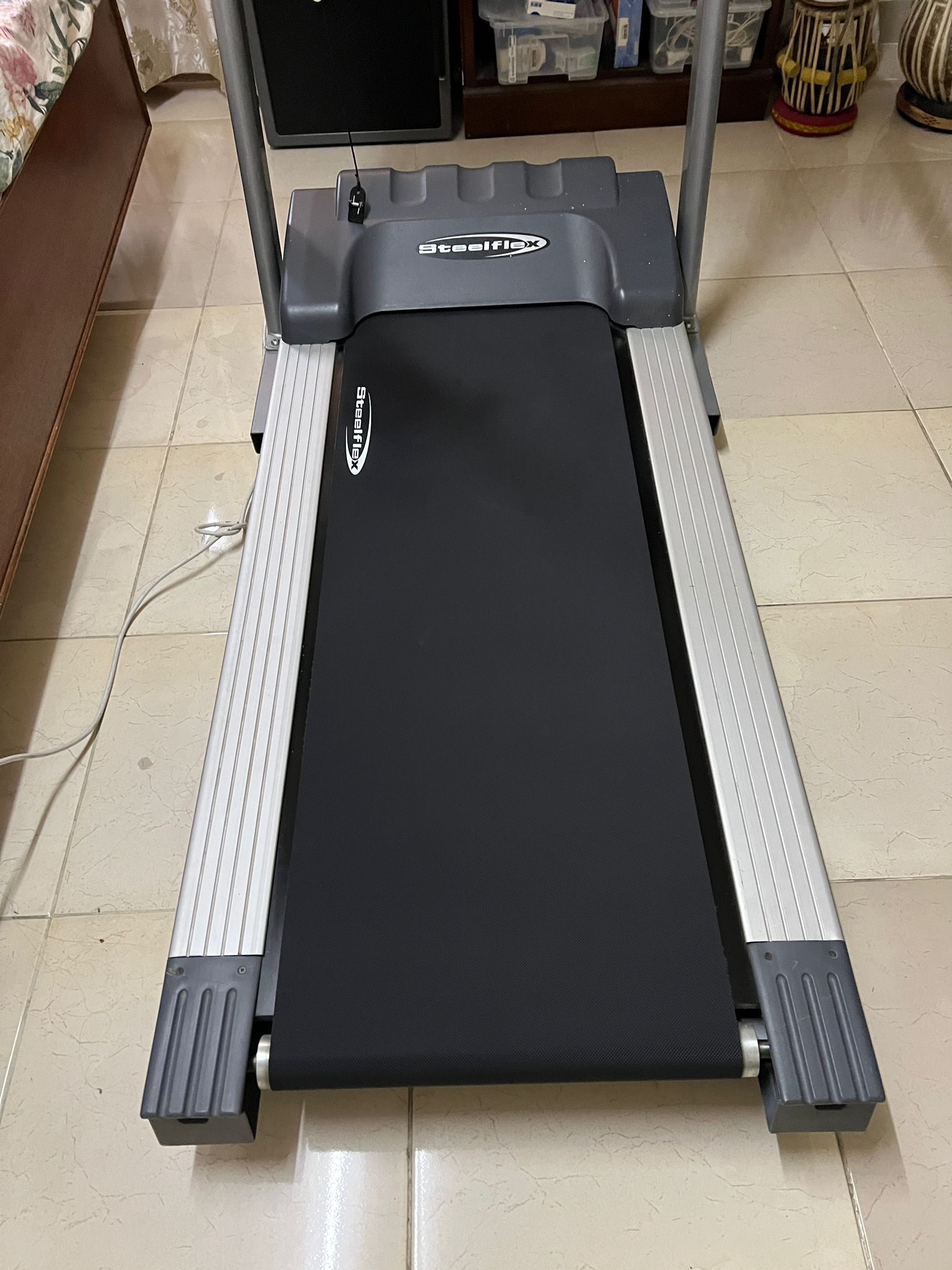 Steelflex XT3300 Treadmill - Image 2