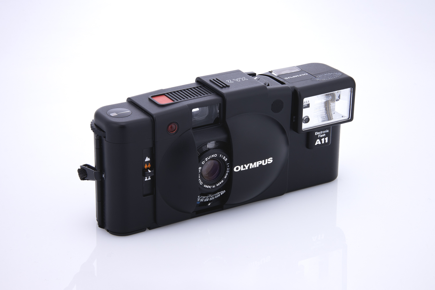 OLYMPUS XA2_BATTERY FLASH INCLUDED - Image 4