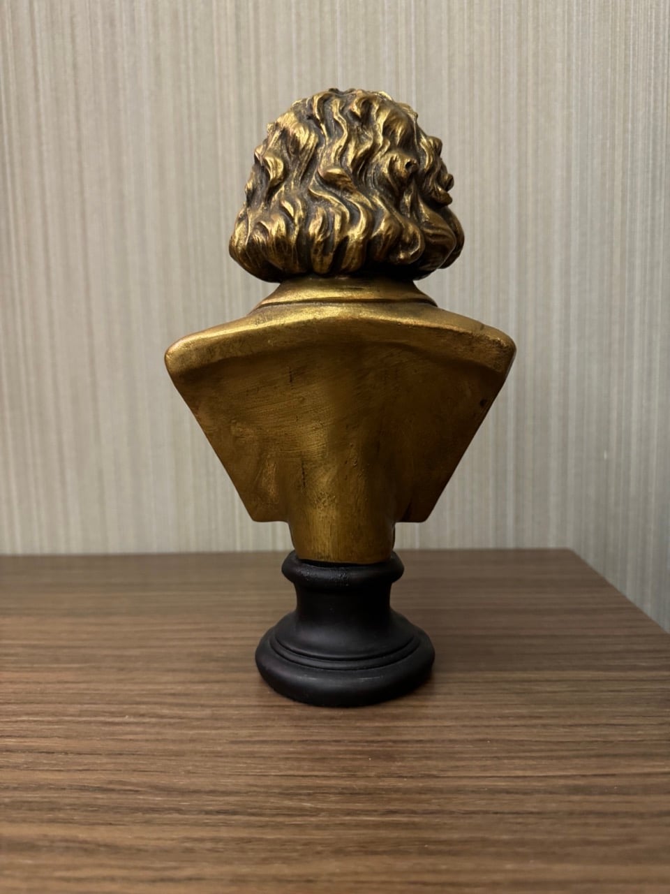 BEETHOVEN decoration gold - H26cm - Image 2