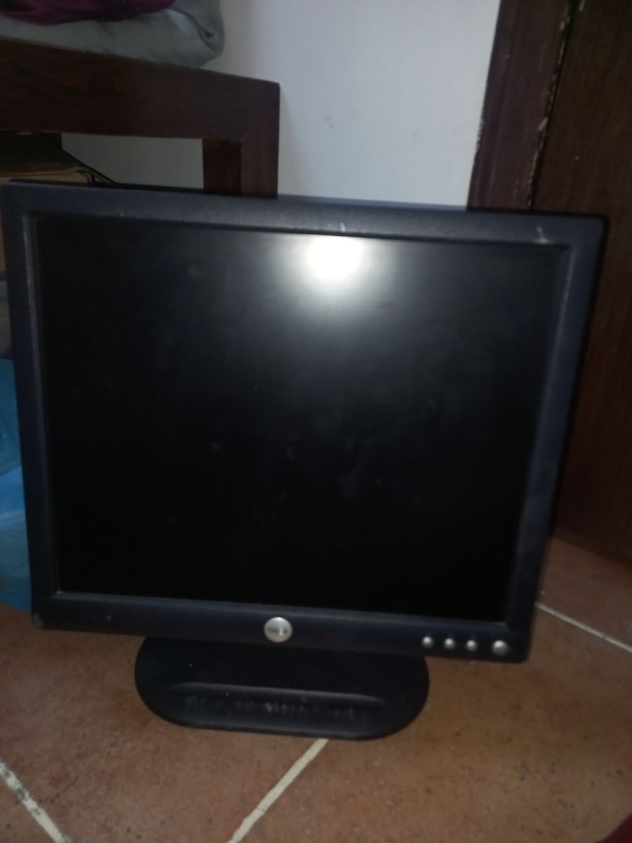 Desktop monitors and printer machine for sale - Image 2