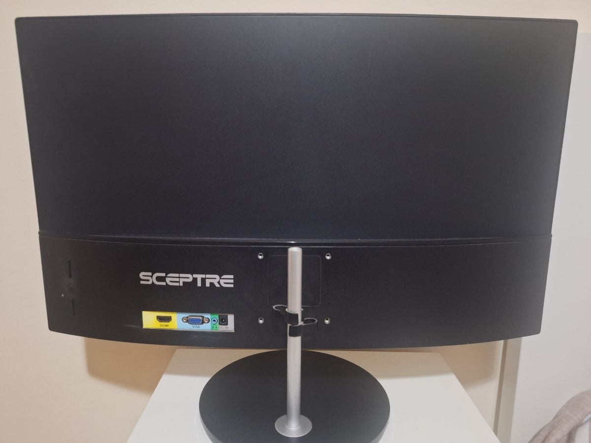 Spectre 27 inch curved monitor 75hz - Image 2