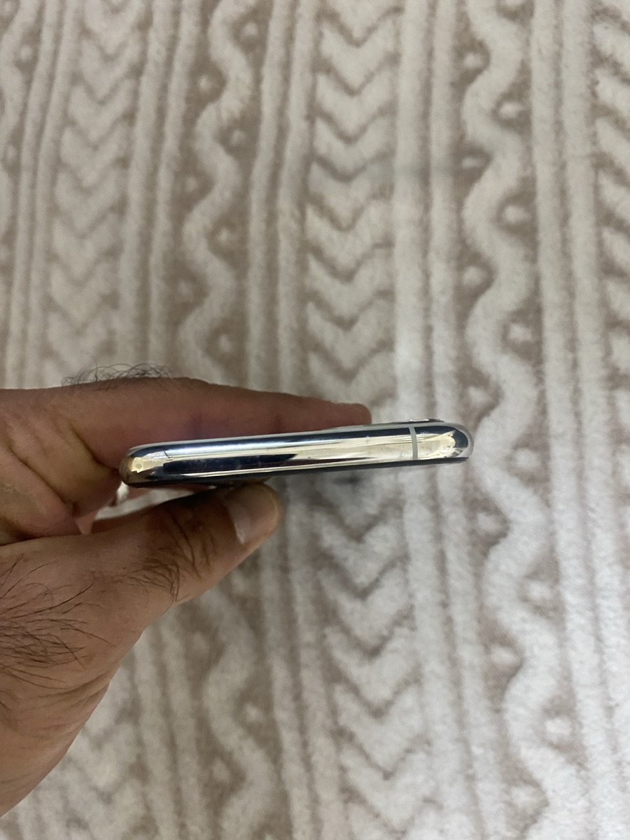 Iphone 11 pro 256GB - Image 3