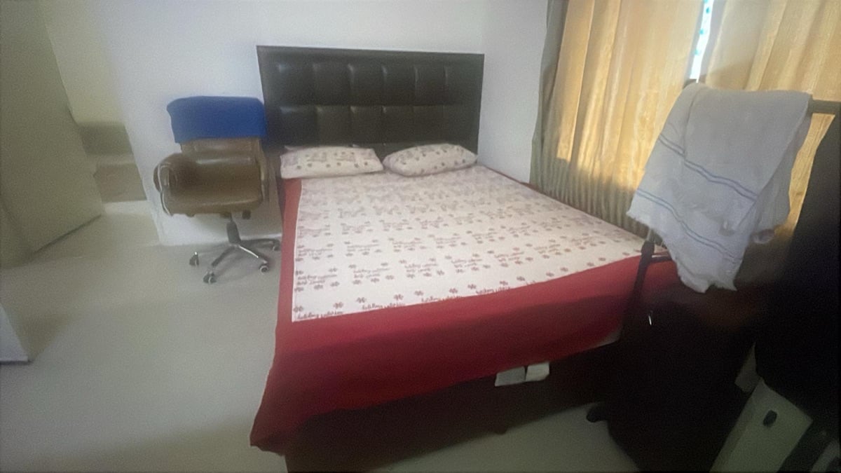Bed and frame king size - Image 3