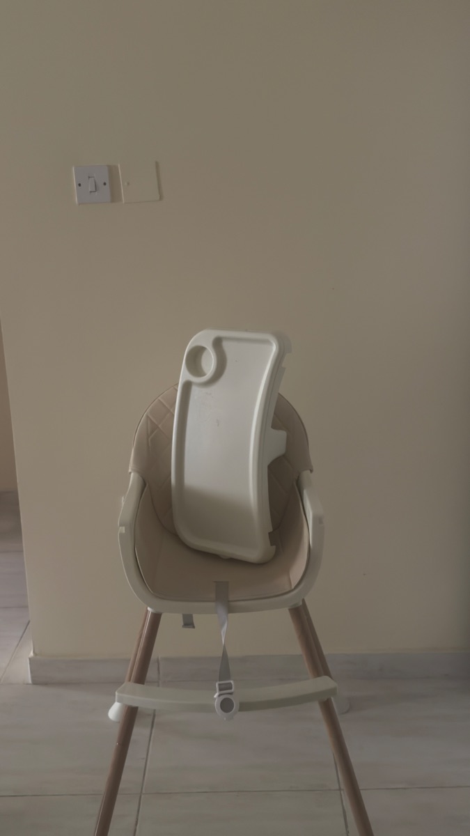 Baby high chair - Image 2