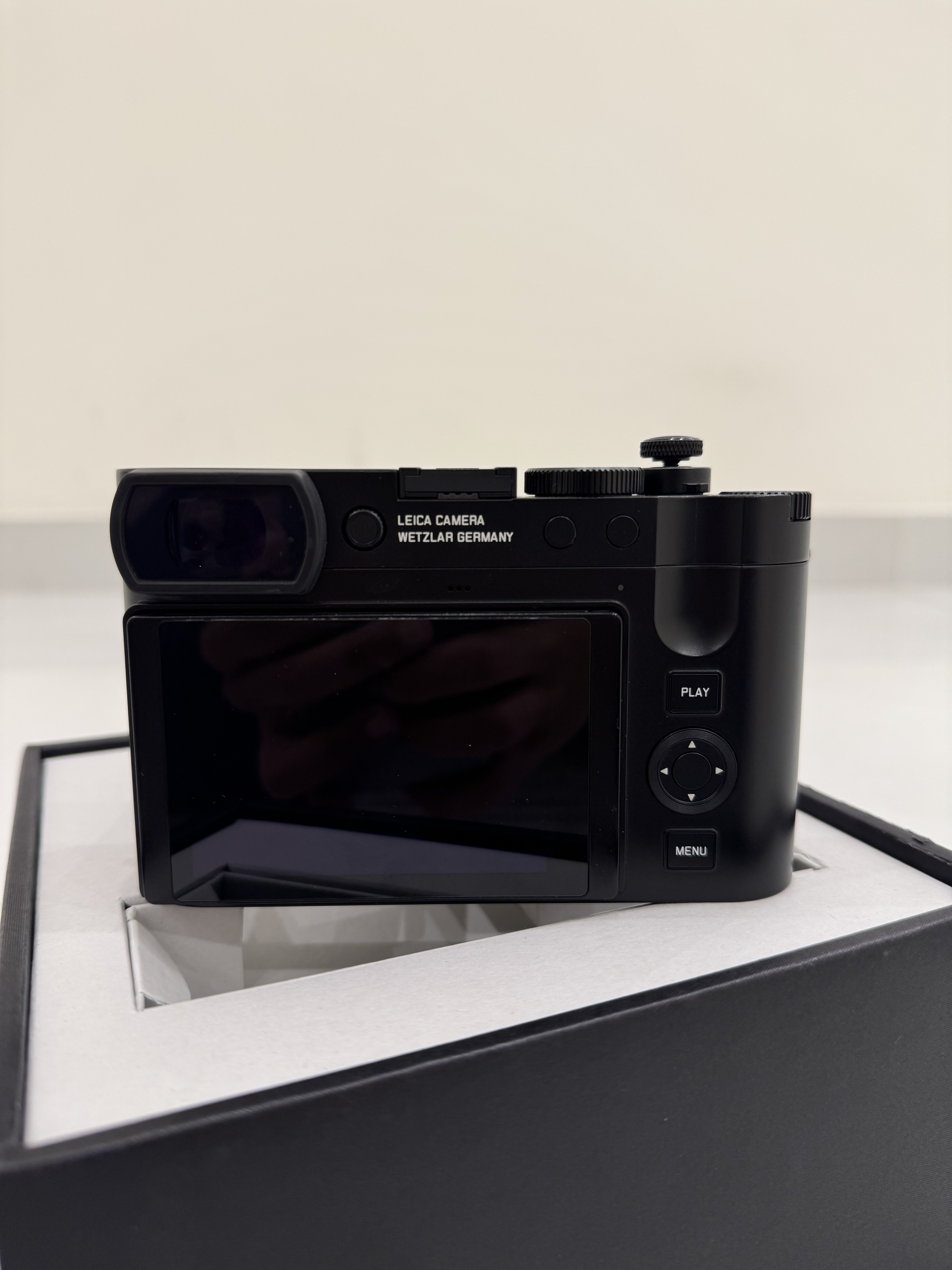 LEICA Q3 43 APO-Summicron f/2 ASPH Lens - Image 5