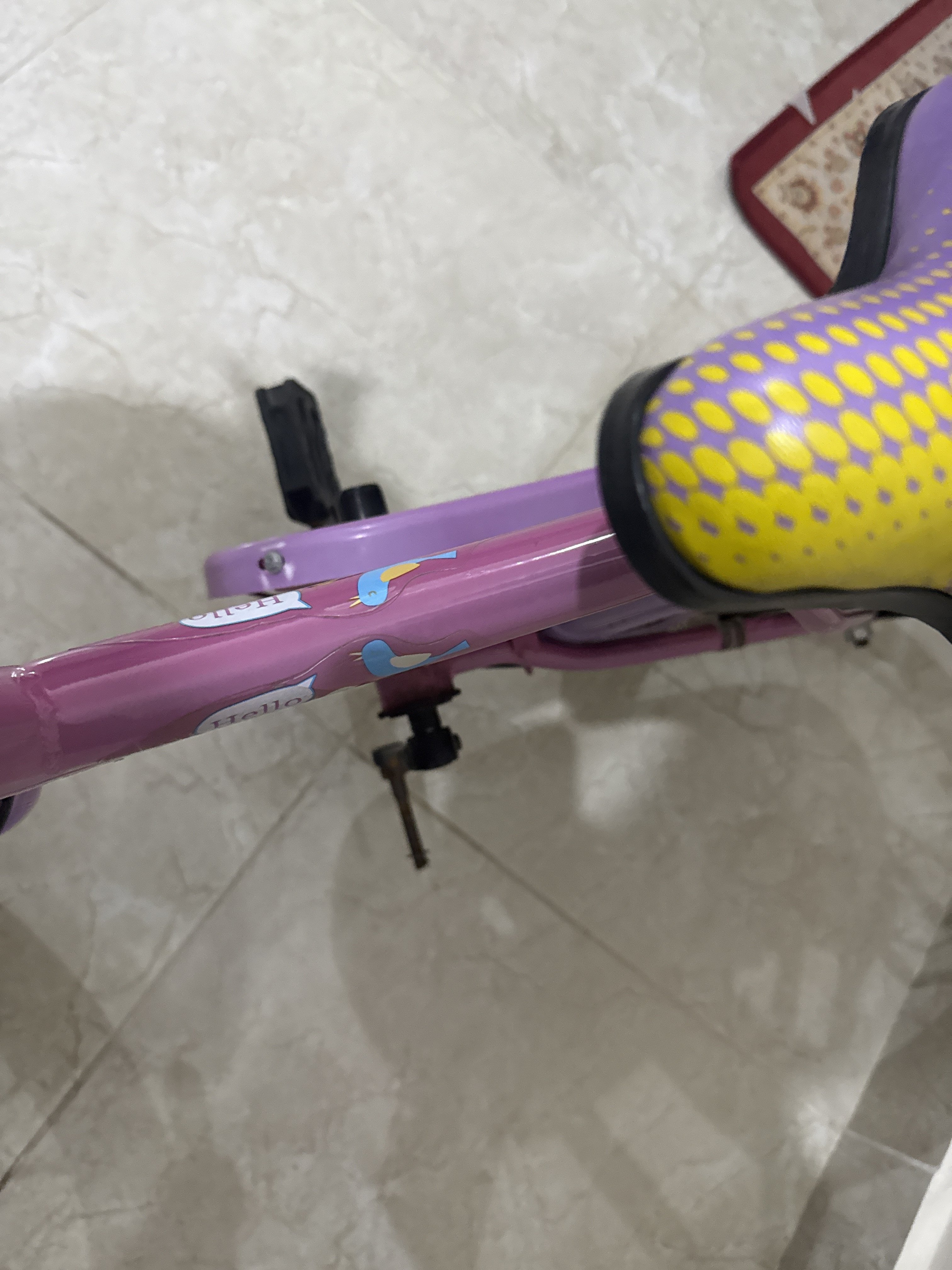 Girls bicycle  - Image 3