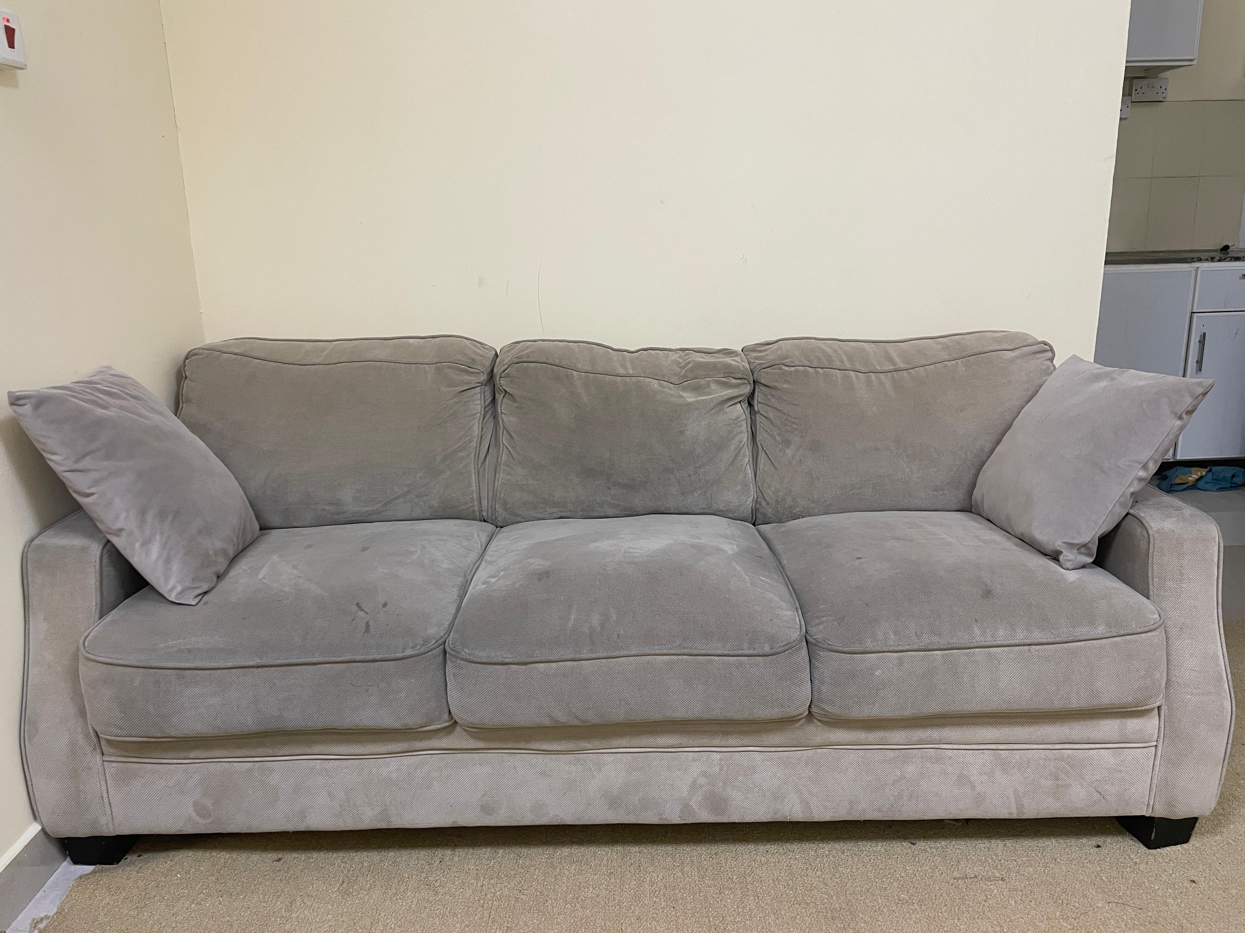 sofa - Image 1