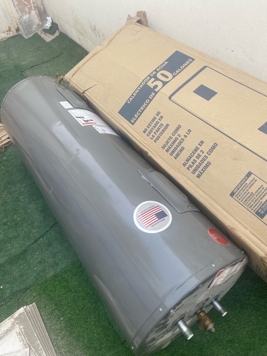 Water heater 50 gallon for sale - Image 1