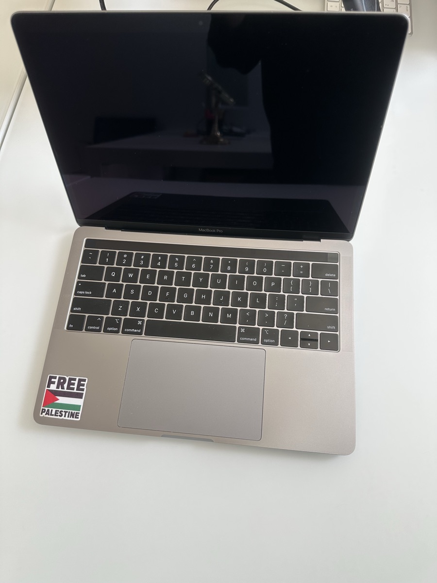 MacBook Pro 13” - Image 3