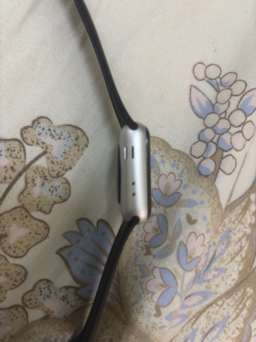 Apple Watch SE series 3 - Image 4