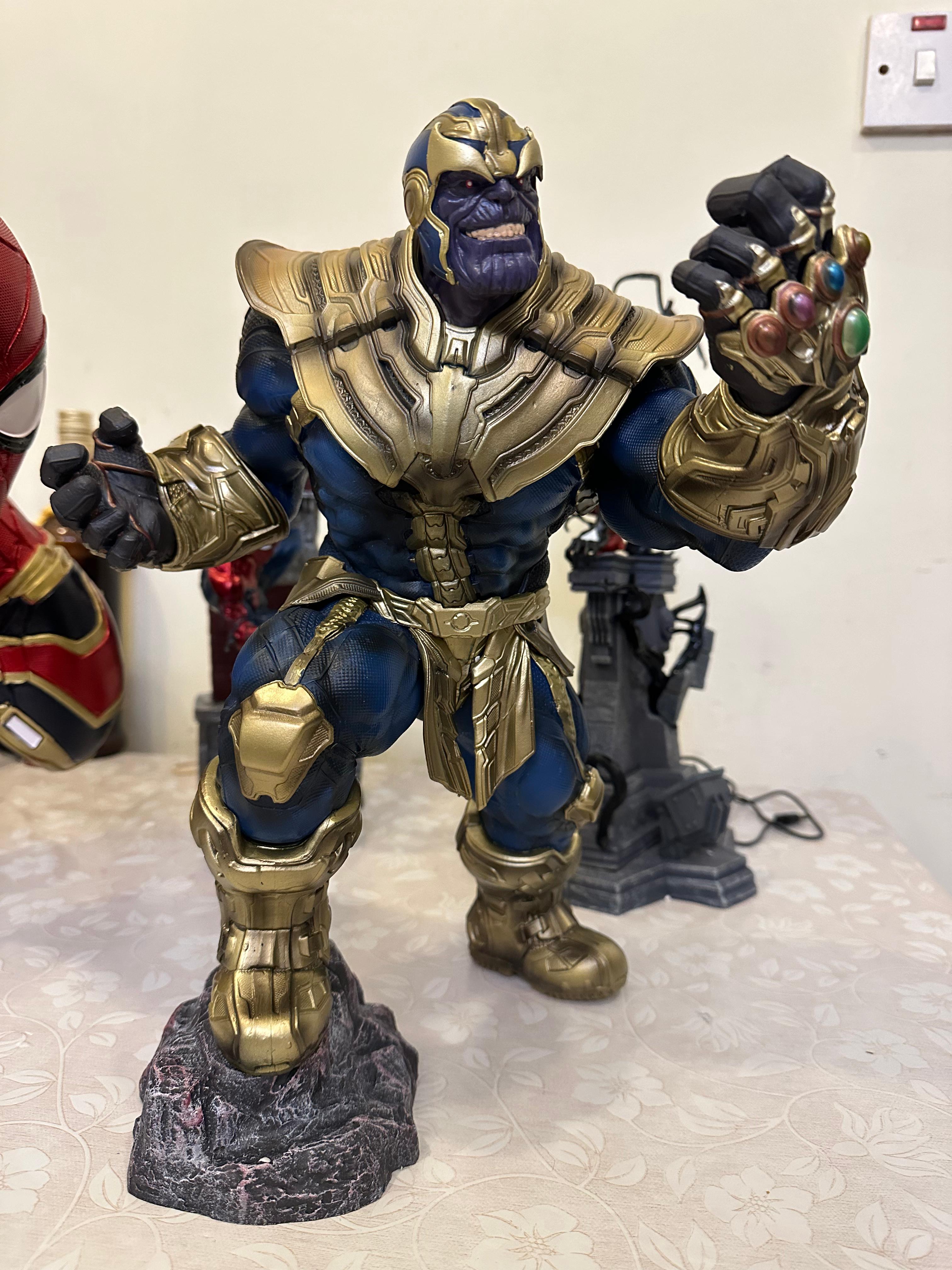 MARVEL 1:6 Scale Thanos Collectible Figure (14") - Image 2