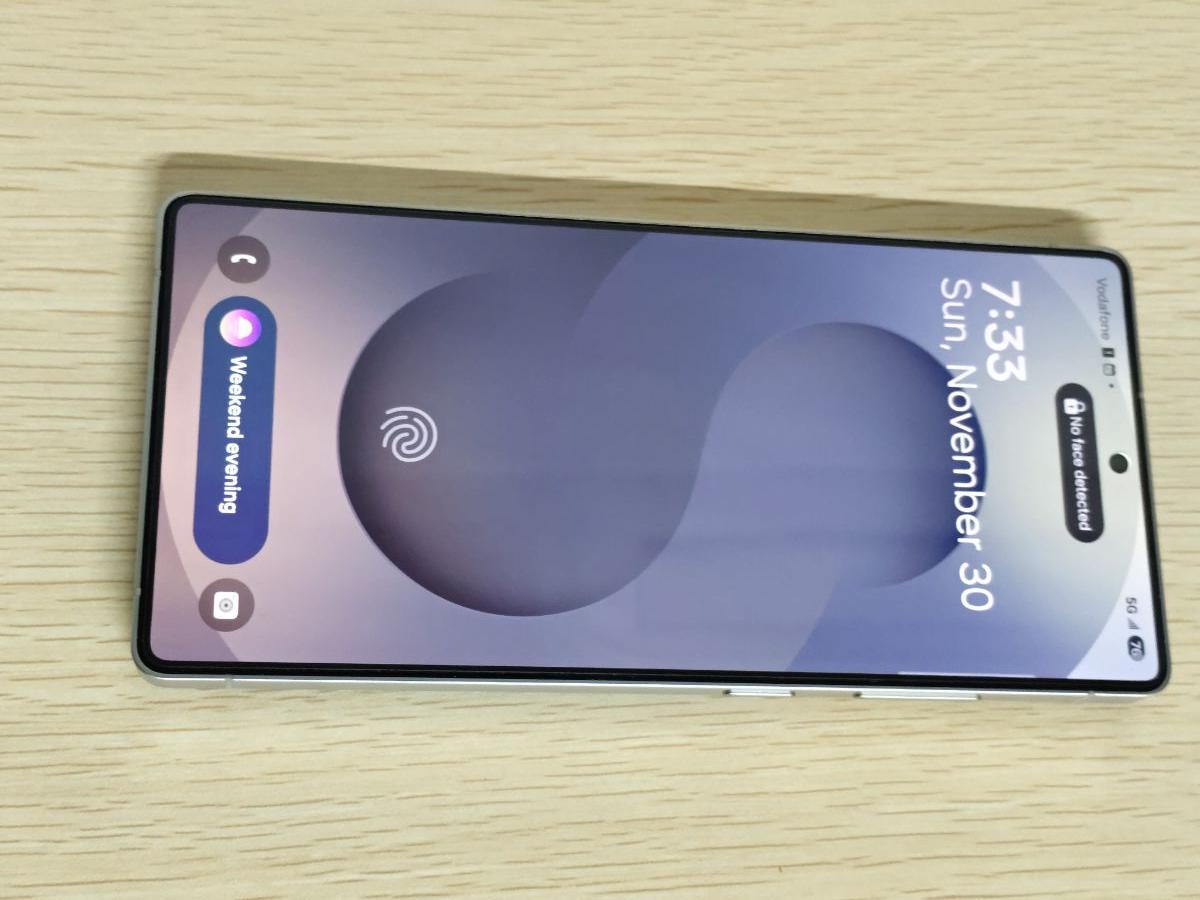 Samsung S25 Ultra 12-256 New 20days used - Image 3