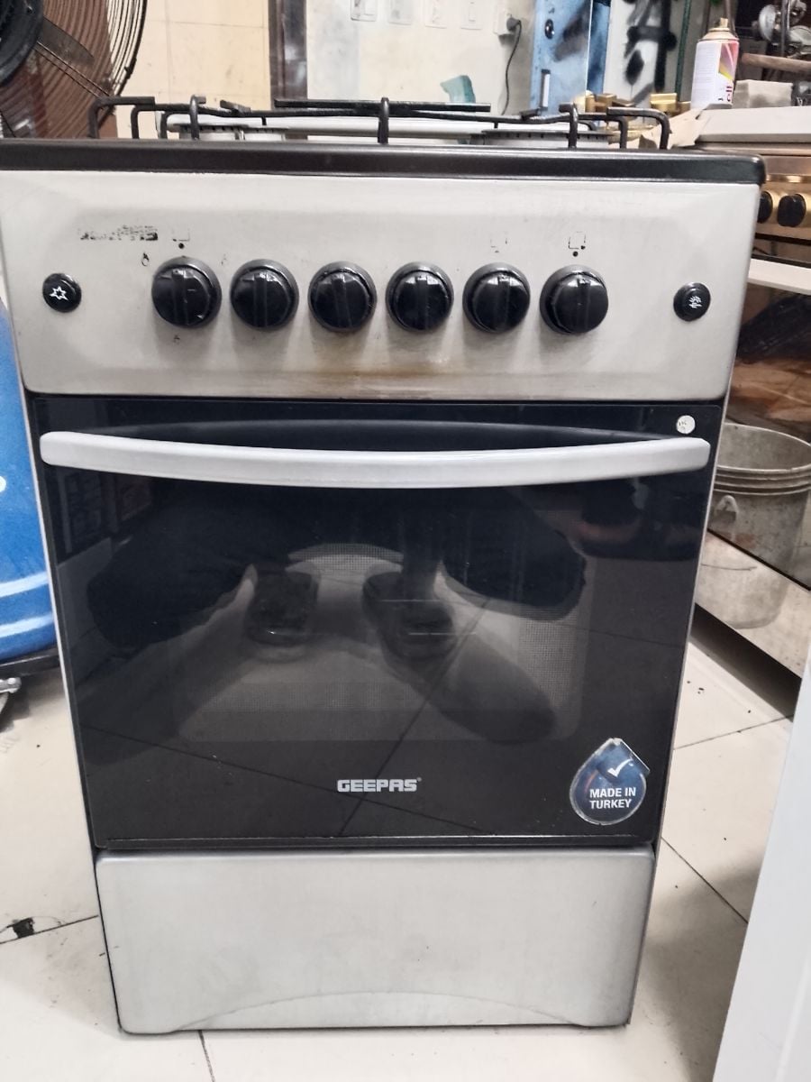Gas stove for sale - Image 1