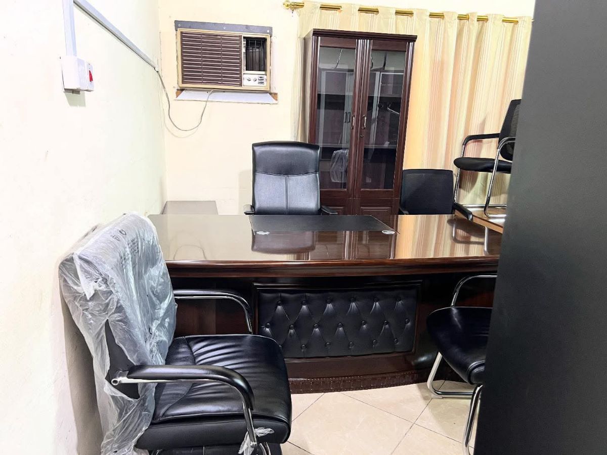 Used office furniture buy sell in Qatar 55257083 - Image 12