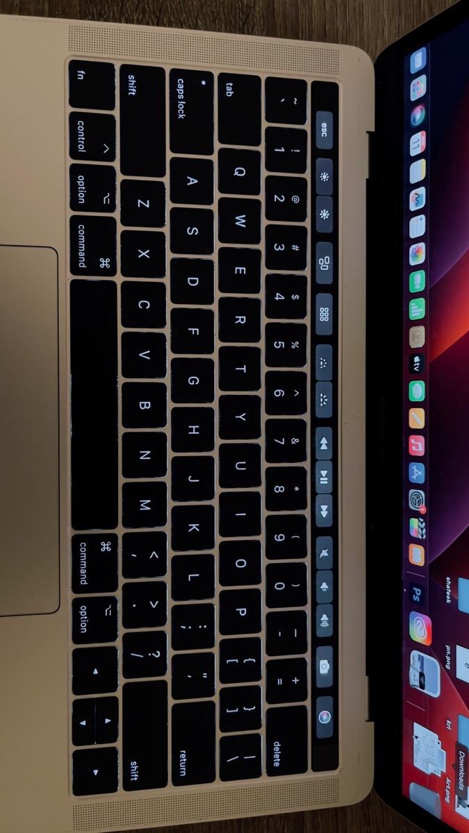 Quick Sale: MacBook Pro (2017) - Fast i5, 8GB RAM - Image 7