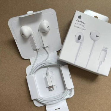 Apple EarPods with Lightning Connector 50Qr - Image 2