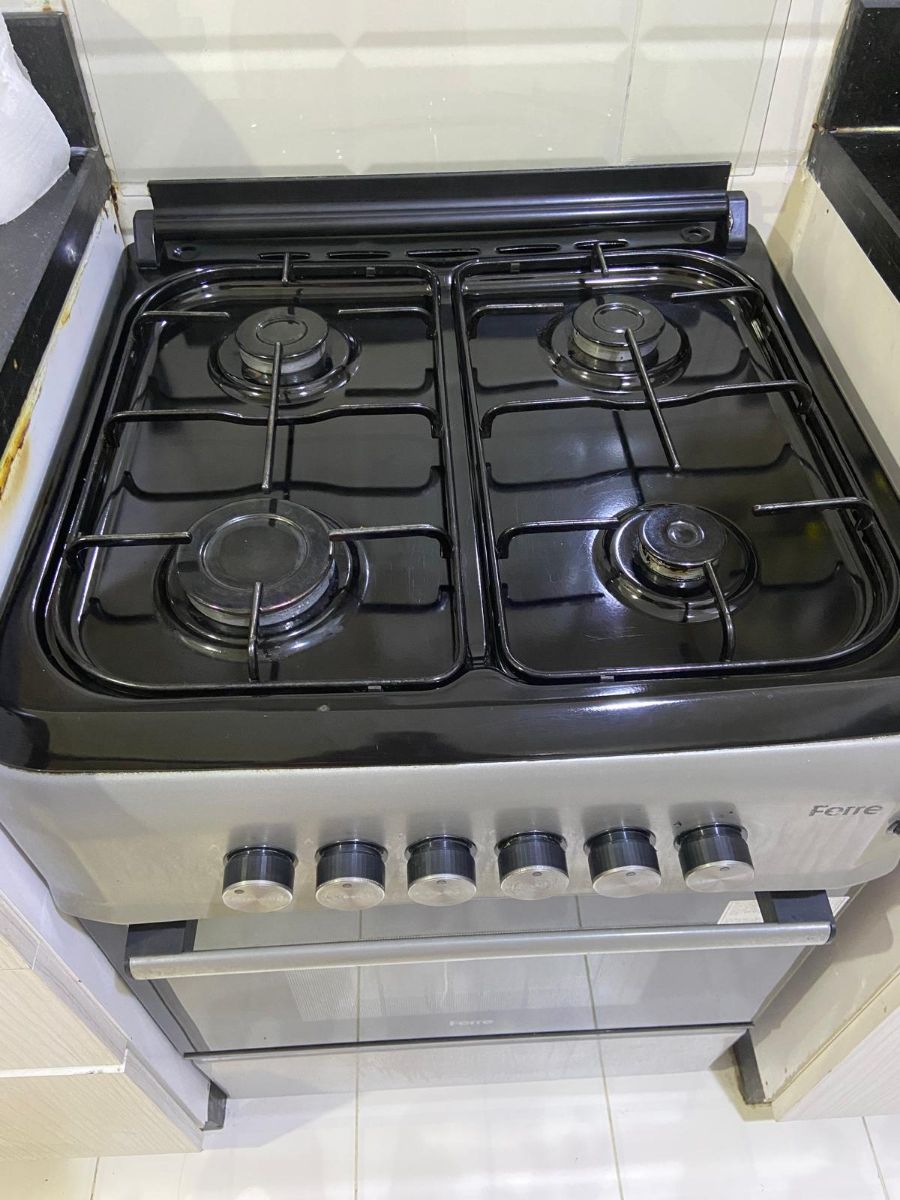 4 burner gas cooking range - Image 2