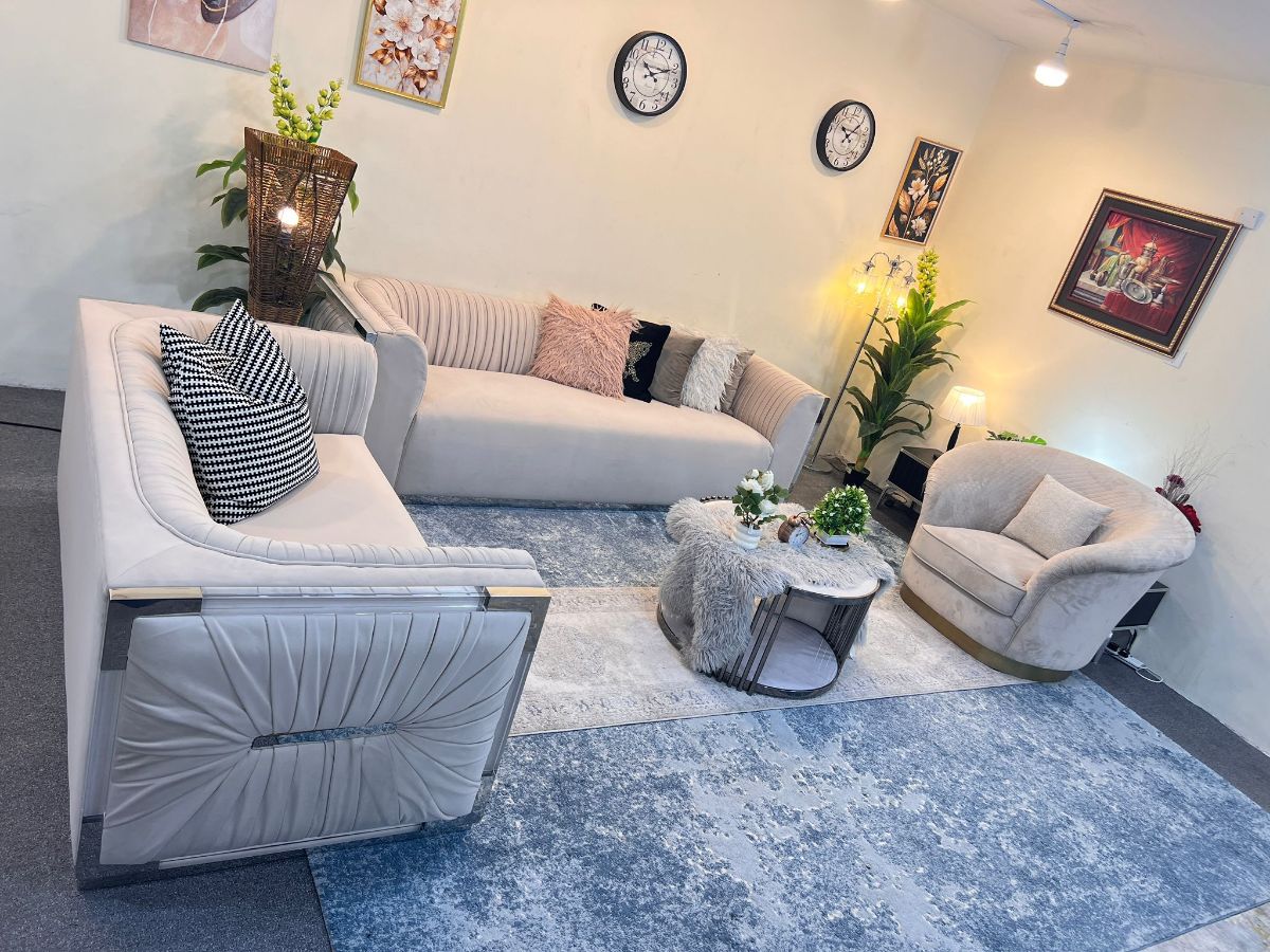 Brand new conditions luxury brand 6 seater sofa - Image 5
