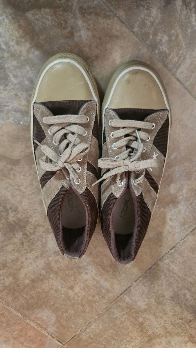 Reebok Snearker (Shoes) - Image 2