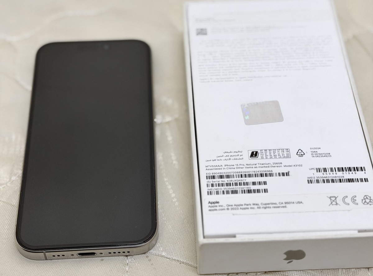 Apple iPhone 15 pro 256gb - Image 2