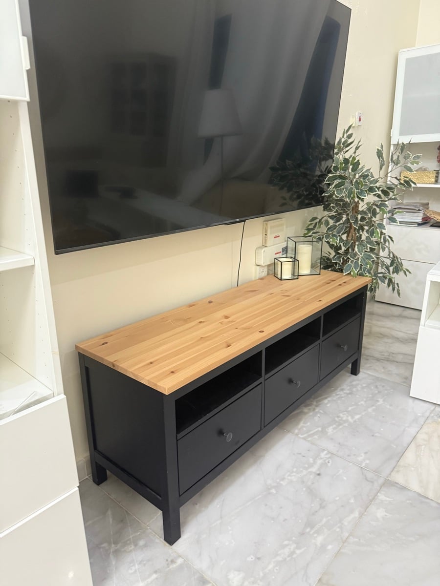 IKEA tv bench Exellent condition - Image 4