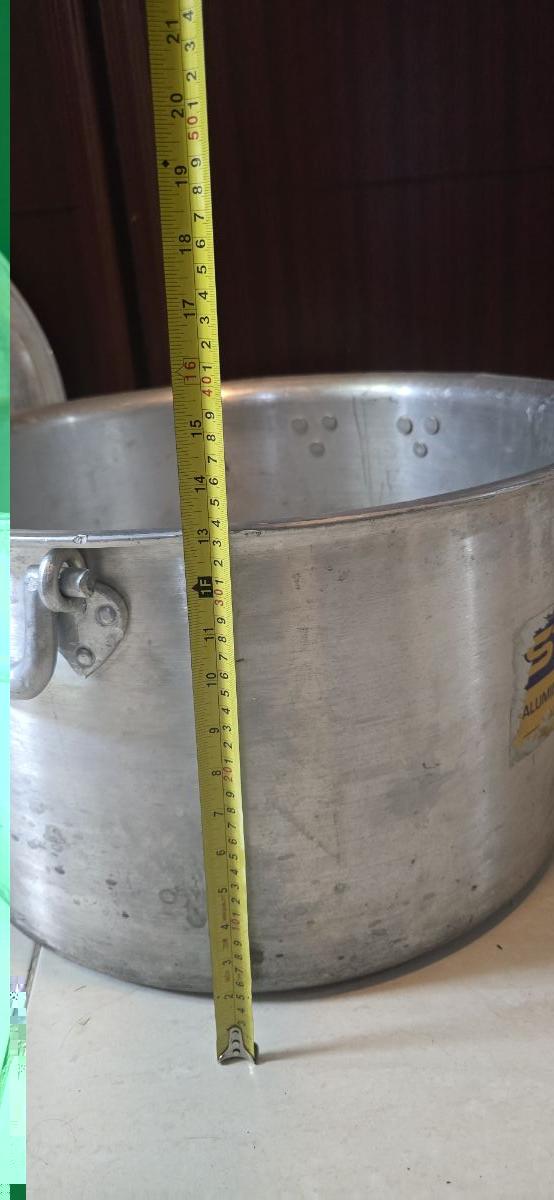 Big size Cooking Pot / Stewpot with lid and long wooden stir for sale - Image 3