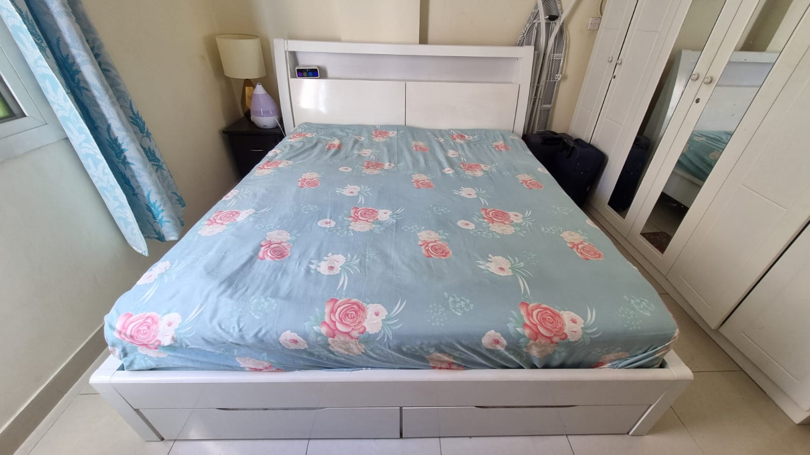 Double size bed without matress - Image 2