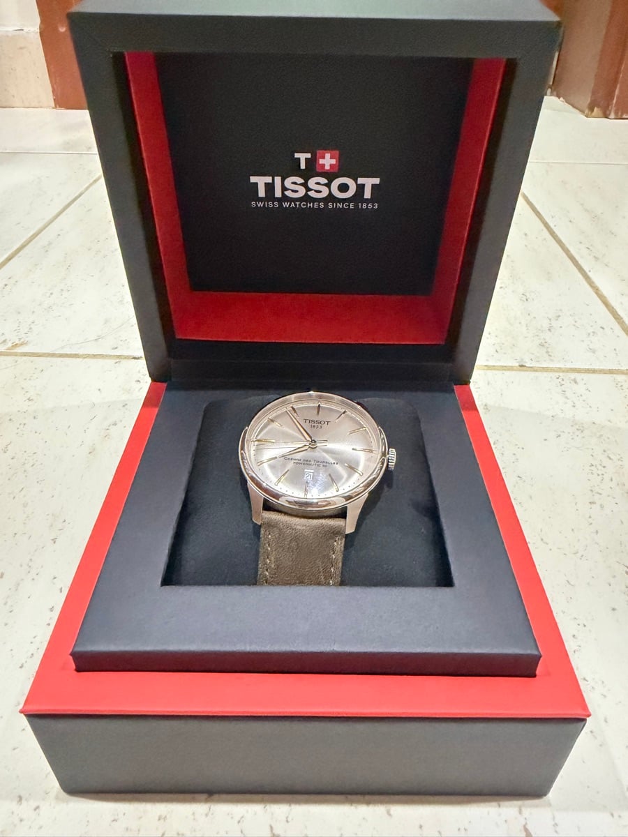 Tissot Chemin Des Tourelles 42mm w/Box and papers - Image 3
