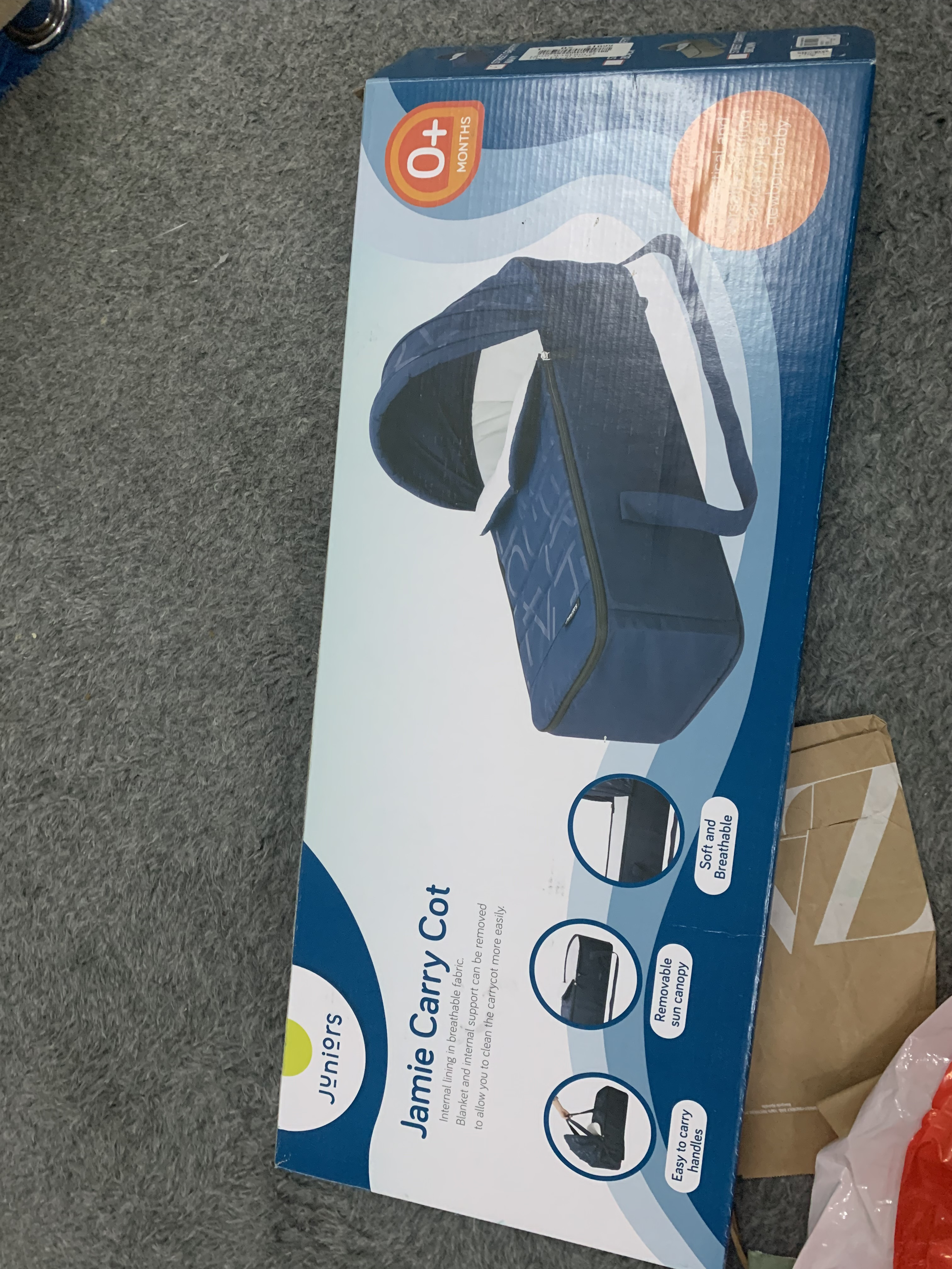 Baby carry cot not used - brand new original price 270 - Image 5
