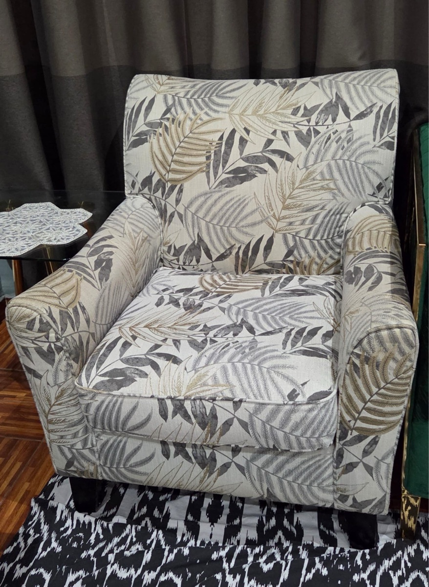 Sofa set for sell - Image 4
