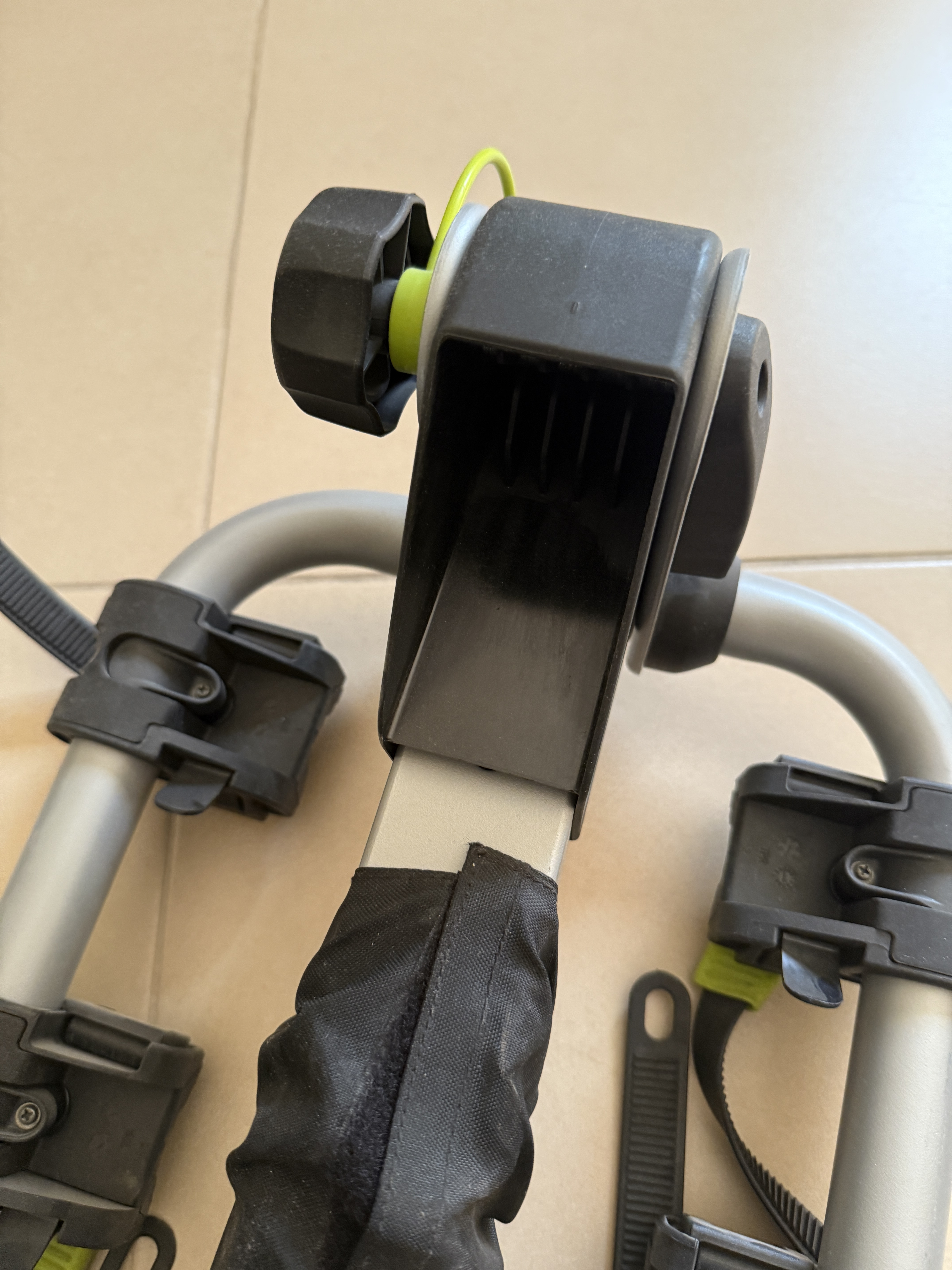 Buzz 4 Bike Car Rack  - Image 3