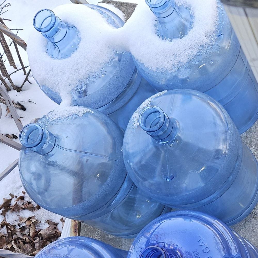 Empty water gallons - Image 4